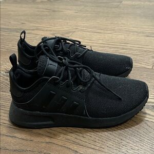 Adidas Triple Black Athletic Shoes Size 2